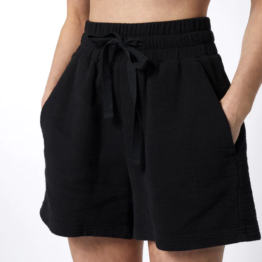 Mystic | Flare Short | Black | 2023 | Buy Wake UK 3